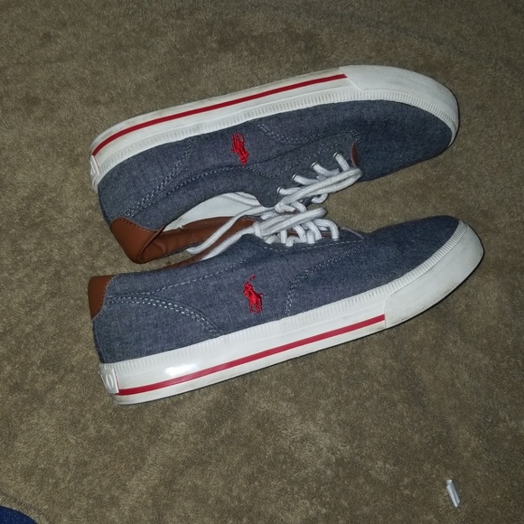 Polo - Picture 2 of 6